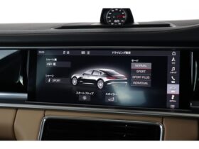 
									Porsche Panamera Base Grade White 2017′ EZBTA full								