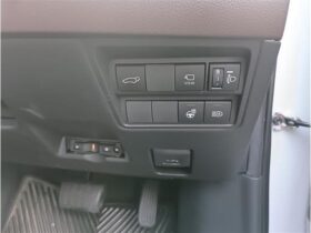 
									TOYOTA Yaris Cross 1.5HYBRID Z* Pearl White 2022′ EZFUE full								