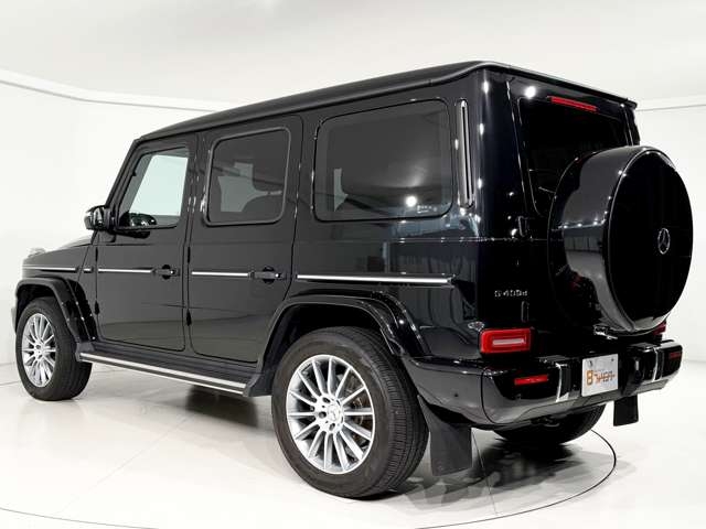 Mercedes-Benz G Class G400d AMG Line Black 2023′ EZHLS