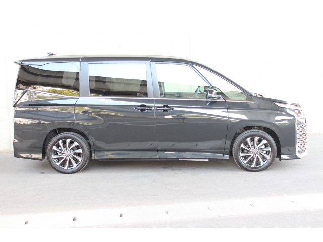 TOYOTA Voxy S-Z Black 2025′ EZP0J
