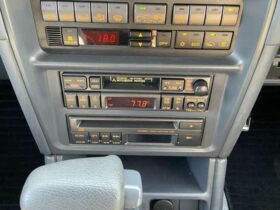 
									MITSUBISHI Pajero Mid-roof-wide Exceed Diesel Silver/Navy Blue 1995′ F04H8 full								