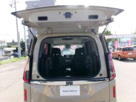 
									NISSAN Serena e-4ORCE Highway Star V Beige 2025′ F1ER0 full								