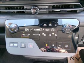 
									NISSAN Serena e-4ORCE Highway Star V Beige 2025′ F1ER0 full								