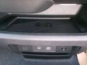 
									NISSAN Serena e-4ORCE Highway Star V Beige 2025′ F1ER0 full								