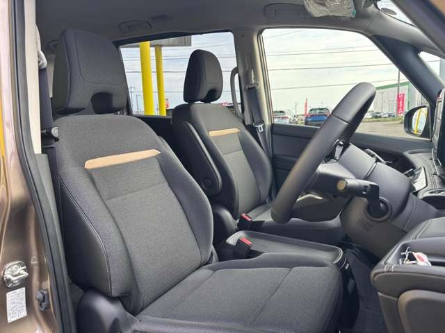 NISSAN Serena e-4ORCE Highway Star V Brown 2025′ F1ERM