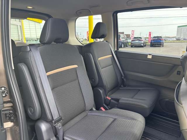 NISSAN Serena e-4ORCE Highway Star V Brown 2025′ F1ERM