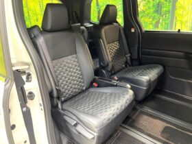 
									TOYOTA Voxy S-Z Pearl White 2024′ F1EU9 full								