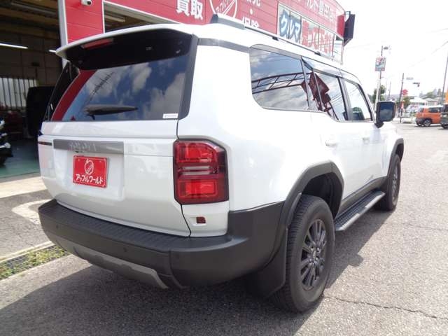 TOYOTA Land Cruiser Wagon VX Pearl White 2024′ F1F73