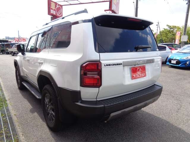 TOYOTA Land Cruiser Wagon VX Pearl White 2024′ F1F73