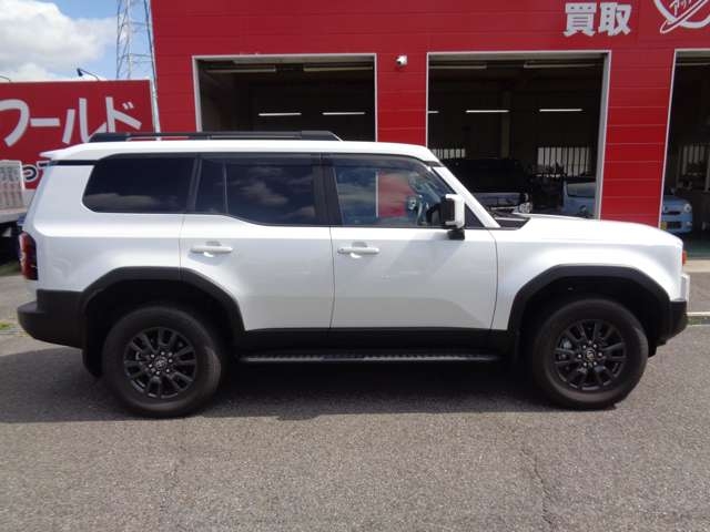 TOYOTA Land Cruiser Wagon VX Pearl White 2024′ F1F73