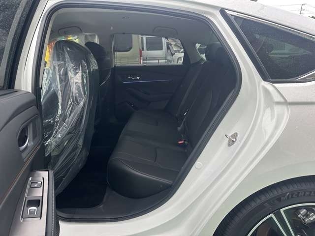 Honda Accord e:HEV Pearl White 2024′ F1FBU