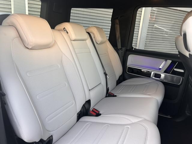 Mercedes-Benz G Class G400d AMG Line White 2024′ F1FFT