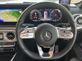 
									Mercedes-Benz G Class G400d AMG Line White 2024′ F1FFT full								