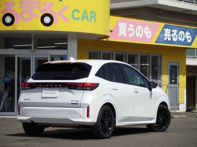 NISSAN Note X FOUR 90th Anniversary Pearl White 2024′ F1FYQ
