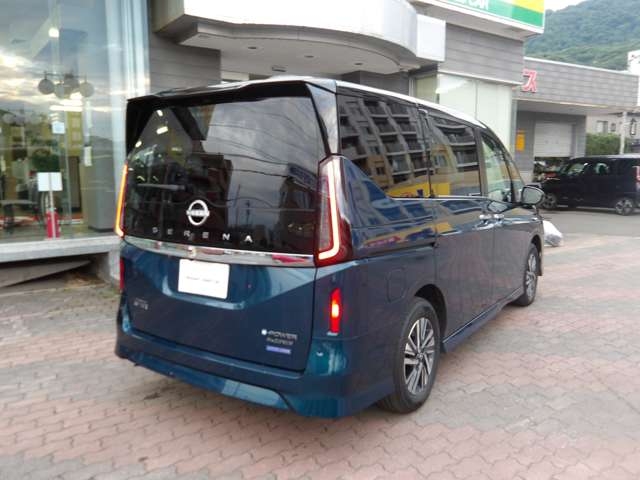 NISSAN Serena e-4ORCE Highway Star V Blue 2025′ F1G0F