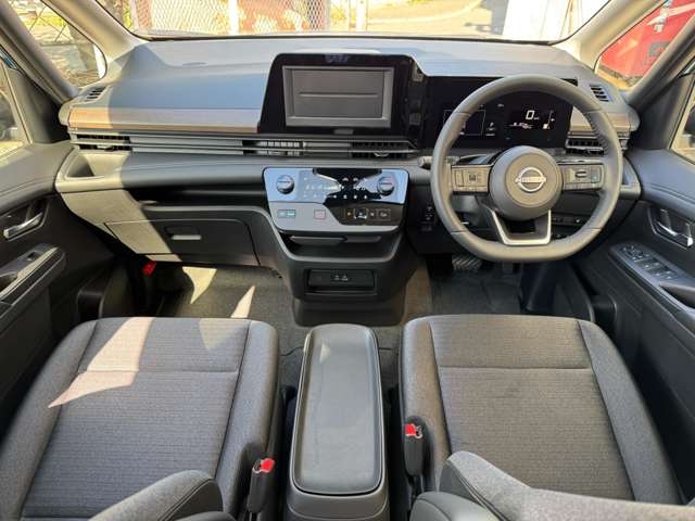 NISSAN Serena e-4ORCE Highway Star V Blue 2025′ F1G1G