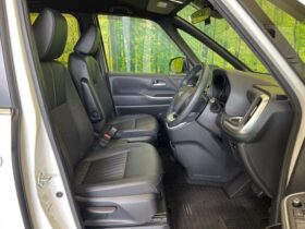 
									TOYOTA Noah S-Z Pearl White 2023′ F1GS5 full								