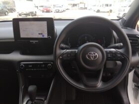 
									TOYOTA Yaris 1500 G (Petrol) 5-Door F Pearl White 2025′ F1ITE full								