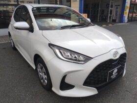 
									TOYOTA Yaris 1500 G (Petrol) 5-Door F Pearl White 2025′ F1ITE full								
