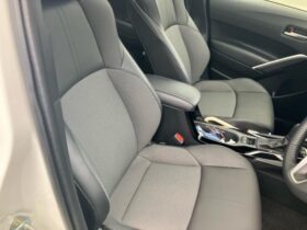 
									TOYOTA Corolla Cross Hybrid Z Pearl White 2025′ F1JJ3 full								