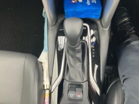 
									TOYOTA Corolla Cross Hybrid Z Pearl White 2025′ F1JJ3 full								