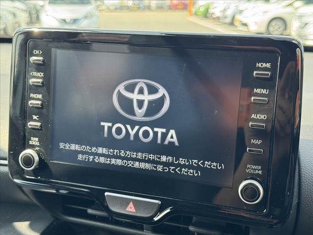 TOYOTA Yaris Cross Hybrid GR Sport   Two-Tone Color Pearl White 2023′ F1JU4