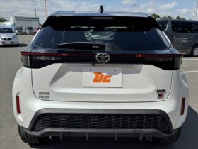 
									TOYOTA Yaris Cross Hybrid GR Sport   Two-Tone Color Pearl White 2023′ F1JU4 full								