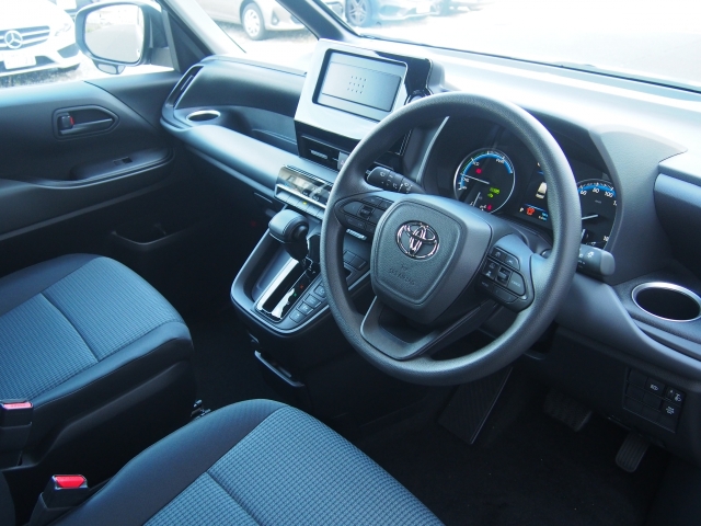 TOYOTA Noah X Gray 2025′ F21W5