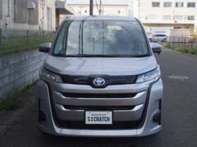 
									TOYOTA Noah X Gray 2025′ F21W5 full								