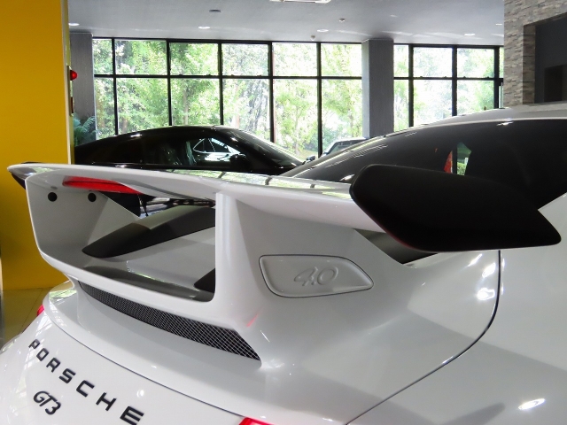 Porsche 911 GT3 Pearl White 2019′ F2P2Z