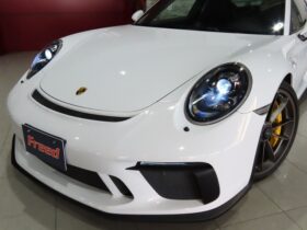 
									Porsche 911 GT3 Pearl White 2019′ F2P2Z full								