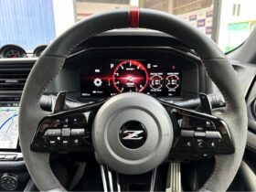 
									NISSAN Fairlady Z Nismo Pearl White/Black 2024′ F3C7T full								