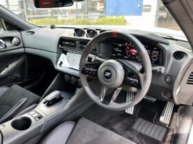 
									NISSAN Fairlady Z Nismo Pearl White/Black 2024′ F3C7T full								