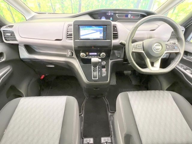 NISSAN Serena Highway Star V Pearl White 2021′ F3KAH