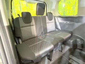 
									NISSAN Serena Highway Star V Pearl White 2021′ F3KAH full								