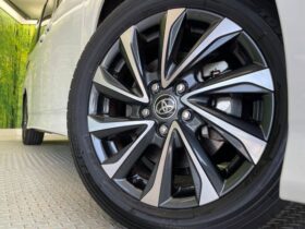 
									TOYOTA Voxy Hybrid S-Z Pearl White 2024′ F3KCB full								