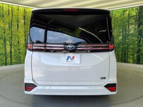 
									TOYOTA Voxy Hybrid S-Z Pearl White 2024′ F3KCB full								