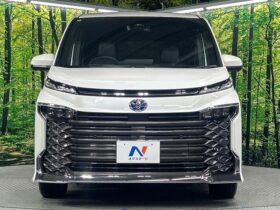 
									TOYOTA Voxy S-Z Pearl White 2024′ F3KDM full								