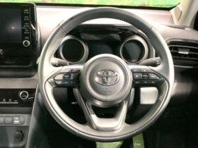 
									TOYOTA Yaris Cross Hybrid G Gold 2023′ F3KF5 full								