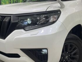 
									TOYOTA Land Cruiser Prado TX L Packet Matte Black Ed Pearl White 2023′ F3KOD full								