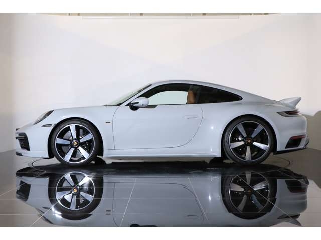 Porsche 911 Sport Classic Gray 2023′ F3KTI