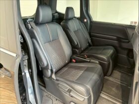 
									TOYOTA Noah S-Z Black 2023′ F3KV5 full								