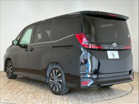 
									TOYOTA Noah S-Z Black 2023′ F3KV5 full								