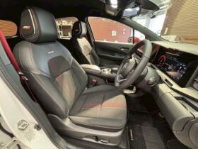 
									NISSAN AURA Nismo Tuned e-POWER Pearl White 2024′ F3KZG full								