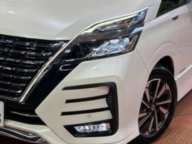 
									NISSAN Serena Highway Star V Pearl White 2020′ F3LCZ full								