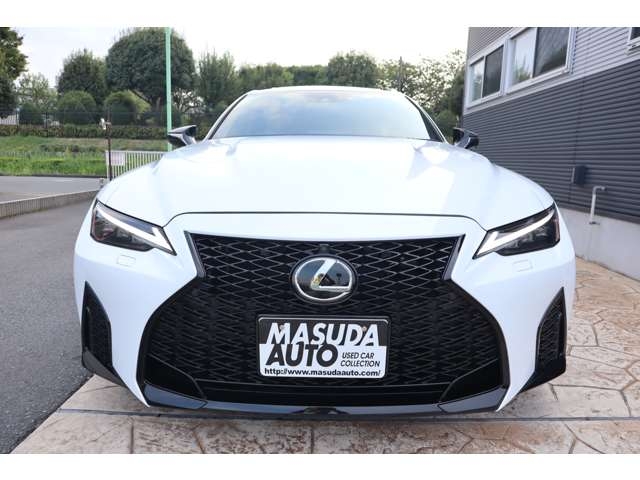 Lexus IS F Sport Performance First Ed Pearl White 2023′ F3LPW