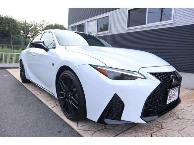 Lexus IS F Sport Performance First Ed Pearl White 2023′ F3LPW