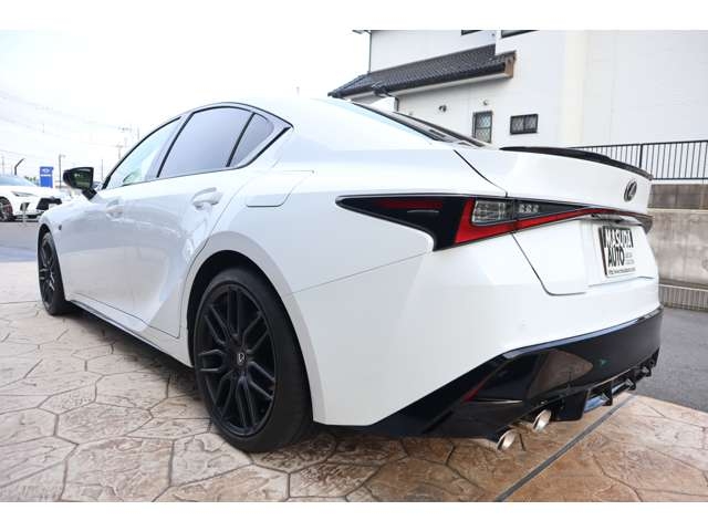 Lexus IS F Sport Performance First Ed Pearl White 2023′ F3LPW