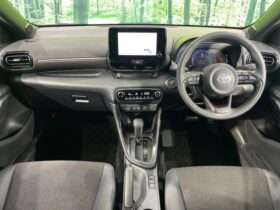 
									TOYOTA Yaris Z Pearl White 2025′ F3M1U full								