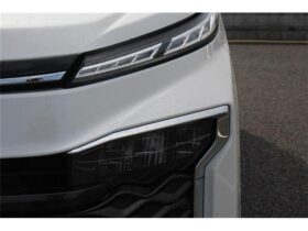 
									TOYOTA Voxy 2.0 S-Z 7 Person White 2024′ F3OJ0 full								
